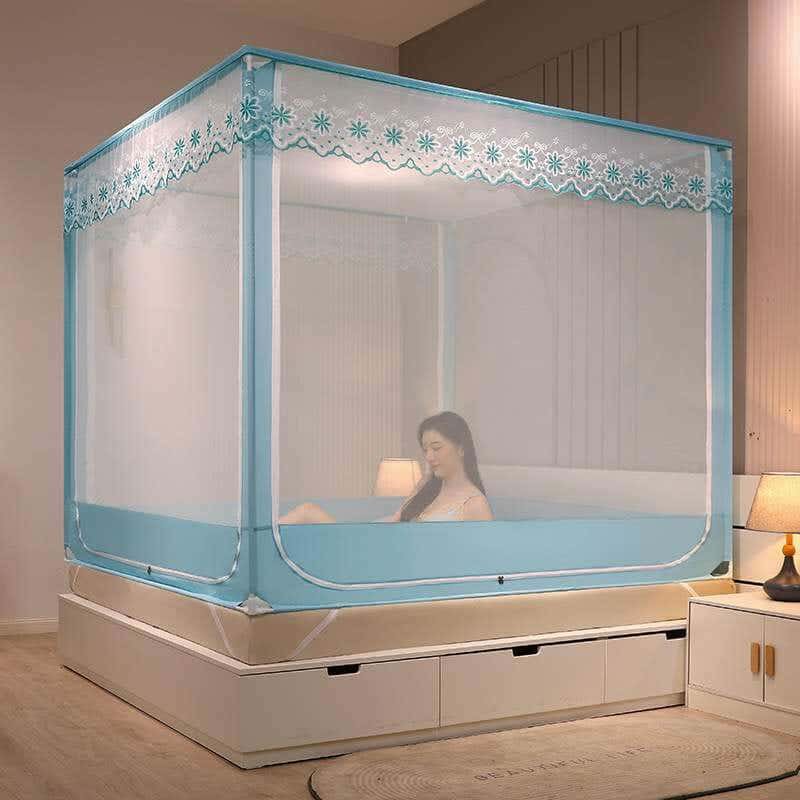 received_1440054850586233